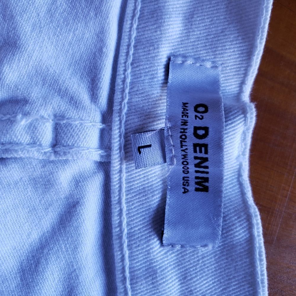 O2 Denim White Jean Shorts Size L - Picture 3 of 9